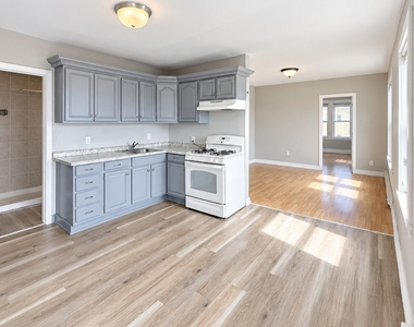 86 Gold Street - Photo Thumbnail 7