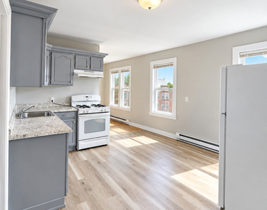 86 Gold Street - Photo Thumbnail 5