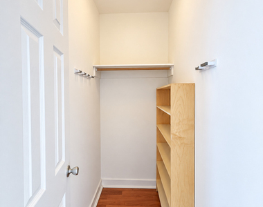 86 Gold Street - Photo Thumbnail 9