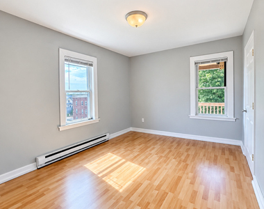 86 Gold Street - Photo Thumbnail 18