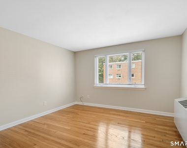 115 Main Street - Photo Thumbnail 6