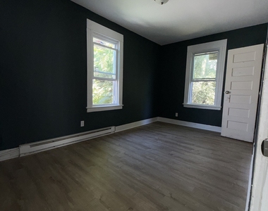 69 Lounsbury Street - Photo Thumbnail 3