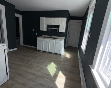69 Lounsbury Street - Photo Thumbnail 4