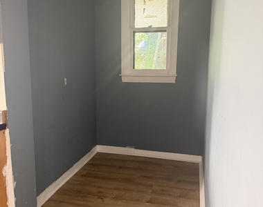 61 Lounsbury Street - Photo Thumbnail 7