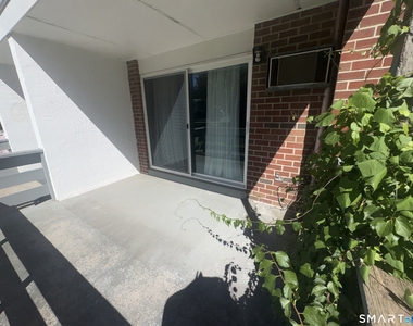 106 Oakwood Avenue - Photo Thumbnail 17