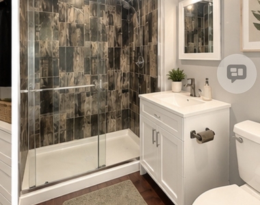 106 Oakwood Avenue - Photo Thumbnail 12