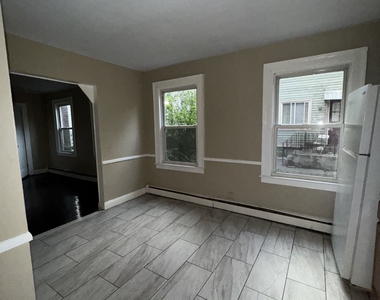89 Hurlburt Street - Photo Thumbnail 2