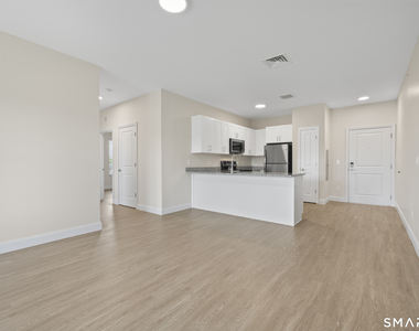 55 Steele Boulevard - Photo Thumbnail 9