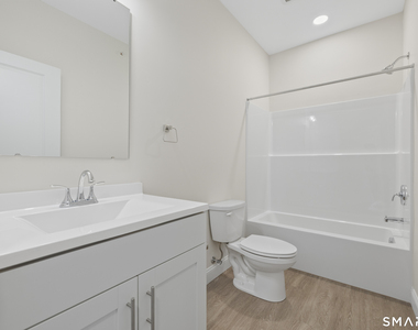 55 Steele Boulevard - Photo Thumbnail 11