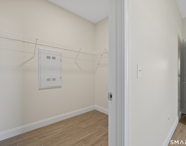 55 Steele Boulevard - Photo Thumbnail 20