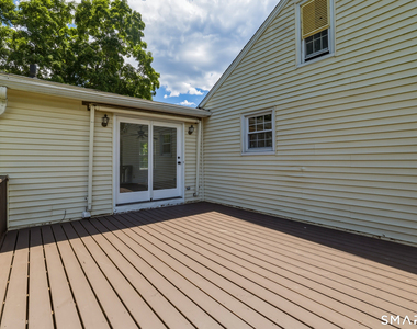 945 Glastonbury Turnpike - Photo Thumbnail 3