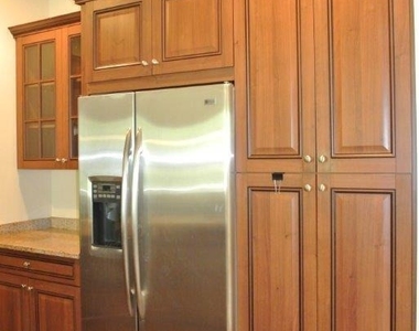 140 Kyles Way - Photo Thumbnail 5