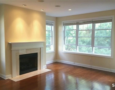 140 Kyles Way - Photo Thumbnail 2