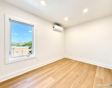 77 Ely Avenue - Photo Thumbnail 10