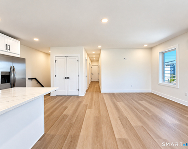77 Ely Avenue - Photo Thumbnail 2