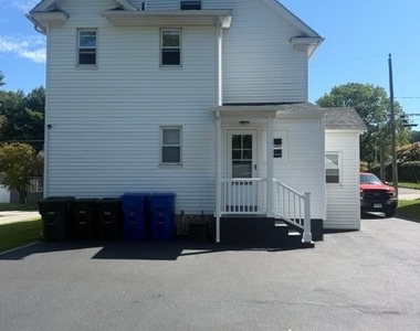 280 Hillside Avenue - Photo Thumbnail 12
