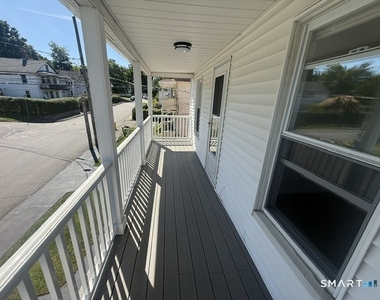 280 Hillside Avenue - Photo Thumbnail 10