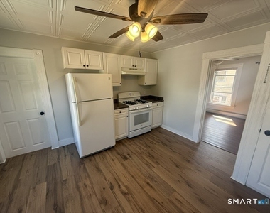 280 Hillside Avenue - Photo Thumbnail 5