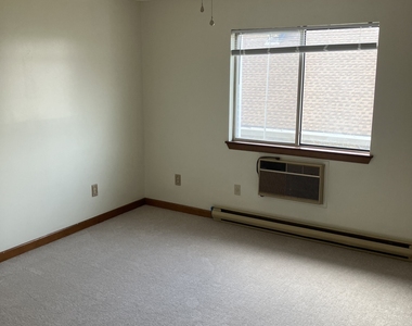 671-3 Wilson Street - Photo Thumbnail 12