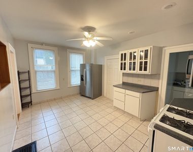 112 Wilcox Avenue - Photo Thumbnail 4