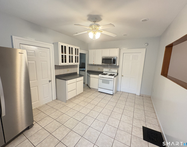 112 Wilcox Avenue - Photo Thumbnail 3