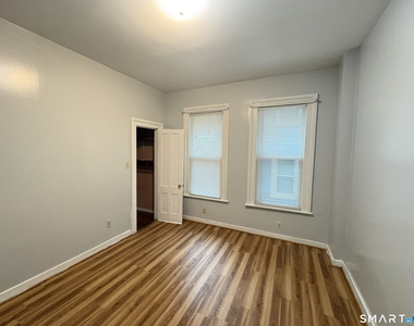 112 Wilcox Avenue - Photo Thumbnail 10
