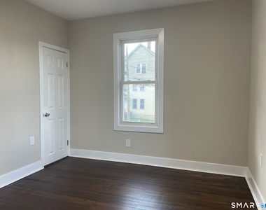 541 Church Street - Photo Thumbnail 12