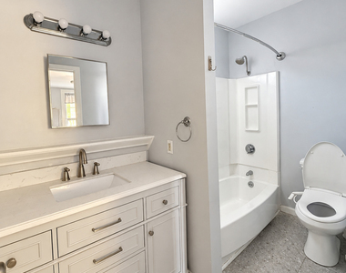 841 Iranistan Avenue - Photo Thumbnail 6