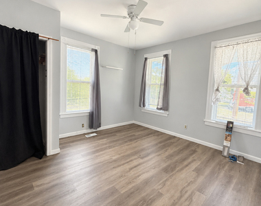 841 Iranistan Avenue - Photo Thumbnail 9