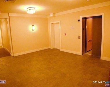 100 Unit 111 Richards Avenue - Photo Thumbnail 2