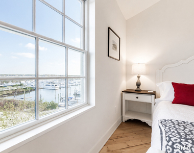 60 Willow Street - Photo Thumbnail 5