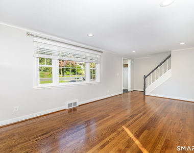 170 Brunswick Avenue - Photo Thumbnail 8