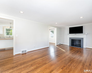 170 Brunswick Avenue - Photo Thumbnail 6