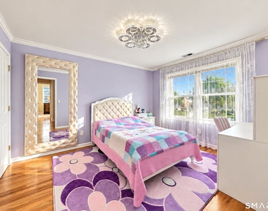 54 Saint Charles Avenue - Photo Thumbnail 14