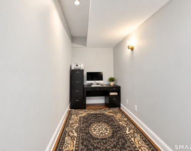54 Saint Charles Avenue - Photo Thumbnail 21