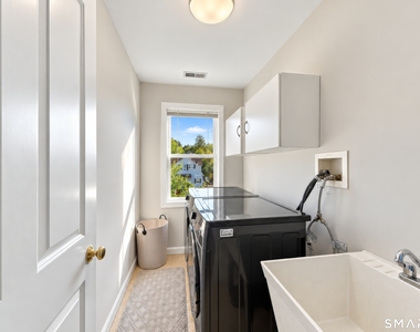 54 Saint Charles Avenue - Photo Thumbnail 18