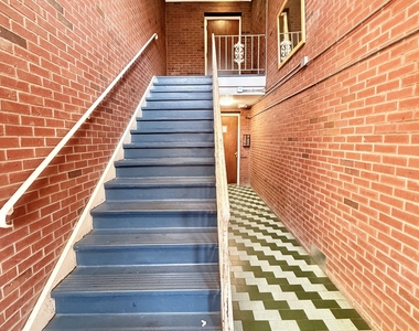 170 Canton Street - Photo Thumbnail 6