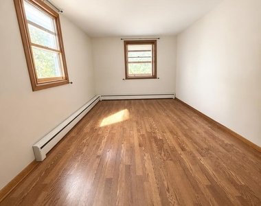 44 Westphal Street - Photo Thumbnail 20