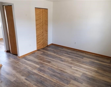 1701 4th Ave - Photo Thumbnail 1