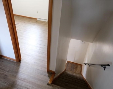 1701 4th Ave - Photo Thumbnail 5