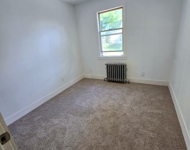 833 Revere Avenue - Photo Thumbnail 7
