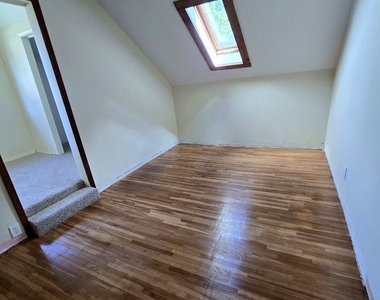 833 Revere Avenue - Photo Thumbnail 18