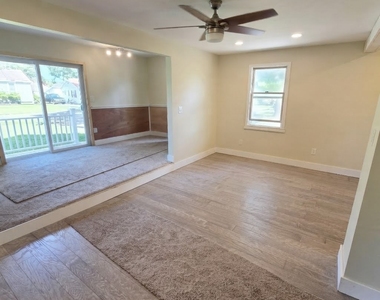 833 Revere Avenue - Photo Thumbnail 16