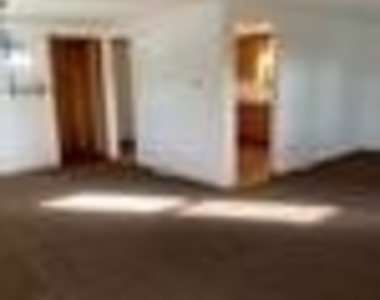 301 78th Upper - Photo Thumbnail 6