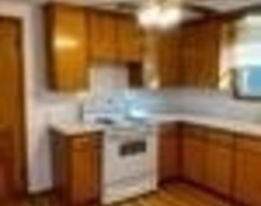301 78th Upper - Photo Thumbnail 15