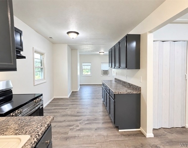 5714 Buffalo Avenue - Photo Thumbnail 11