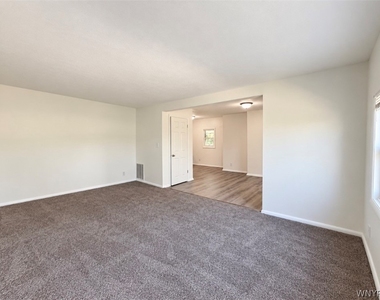 5714 Buffalo Avenue - Photo Thumbnail 3