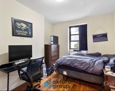 Third Avenue - Photo Thumbnail 1
