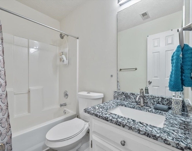 6574 Oak Mill Court - Photo Thumbnail 8
