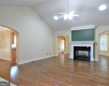 2565 Harman Park Court - Photo Thumbnail 2